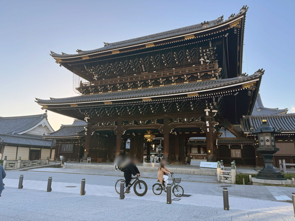 東本願寺御影堂門