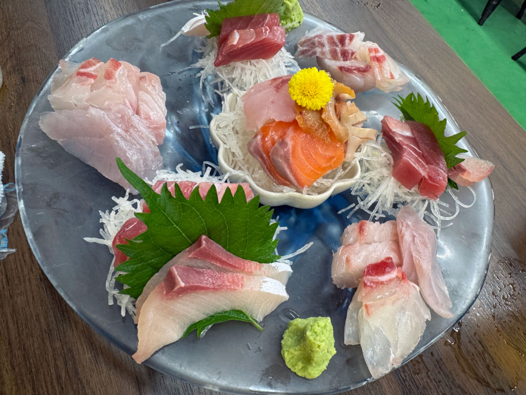 地魚食堂てるてるの刺し盛